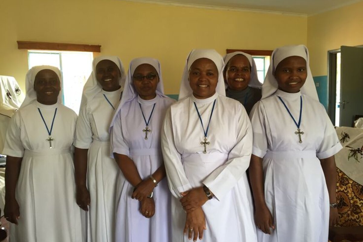 Religious sisters who will serve at Sacred Heart Convent